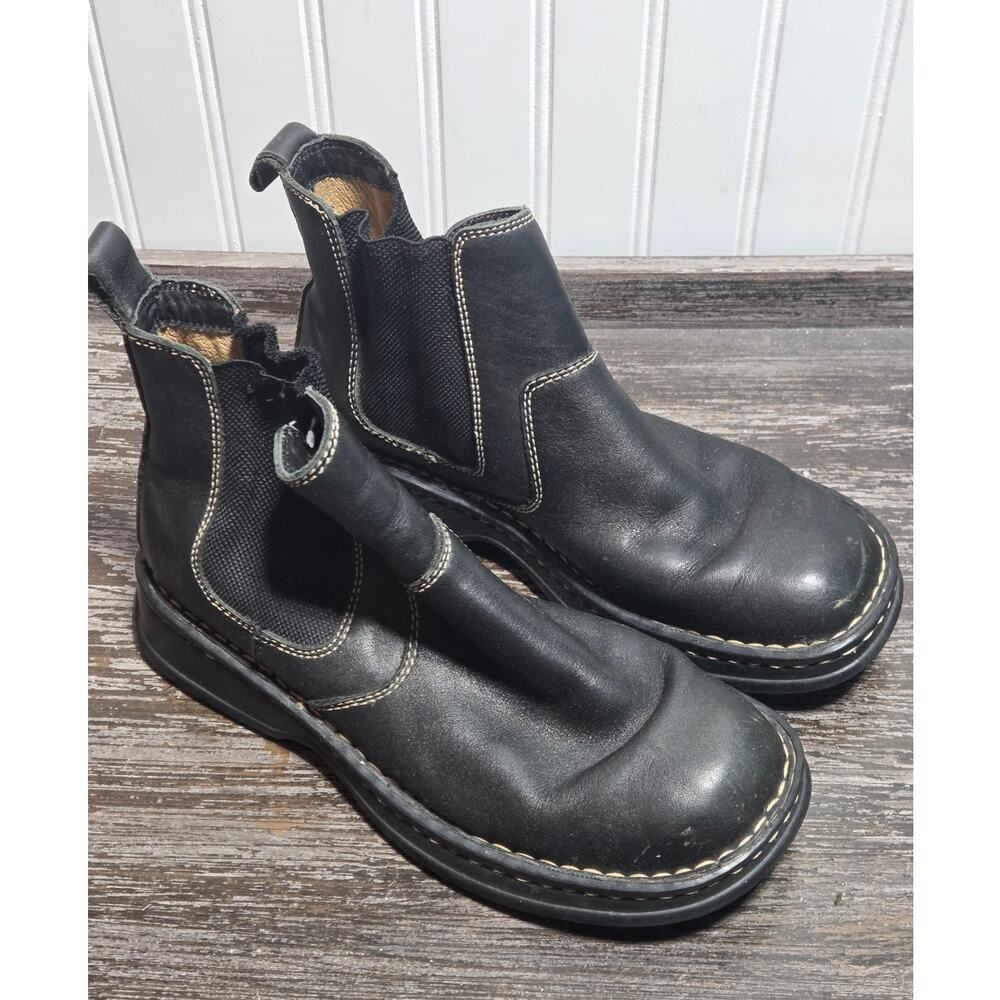 Born Women's Black Leather Slip on Elastic Sides Chukka Boots Size 8.5